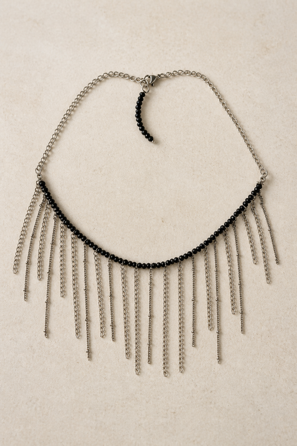 Колье Noir Fringe с цепями